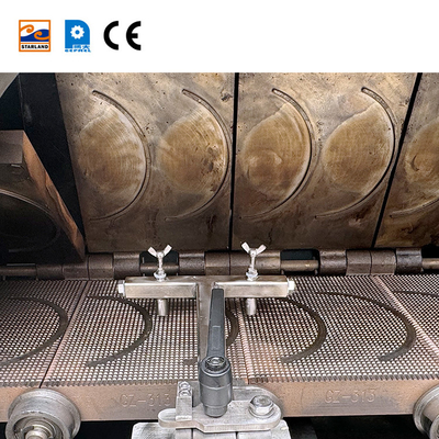 PLC controllata linea di produzione di rotolo di uova 1.5KW automatico Waffle Roll per la macchina da forno