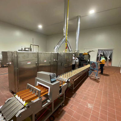 La macchina automatica commerciale del cono gelato ha personalizzato